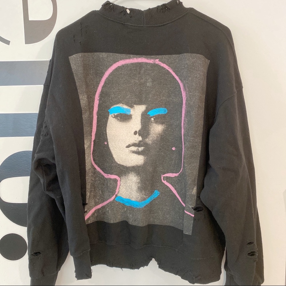 NWOT Distressed Graphic Oversized Sweatshirt